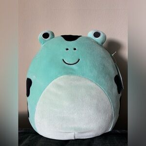 Dear the Poison Dart Frog Squishmallow